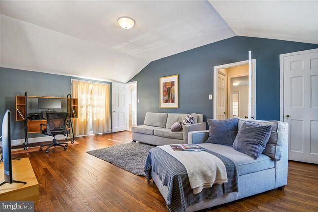 117 E NORTHERN PKWY E, Baltimore, MD 21212