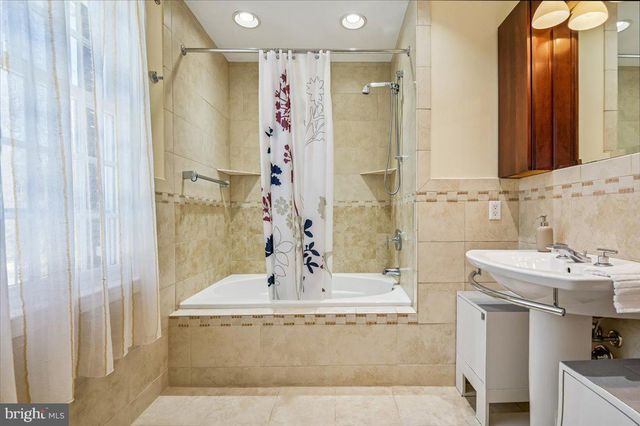 117 E NORTHERN PKWY E, Baltimore, MD 21212