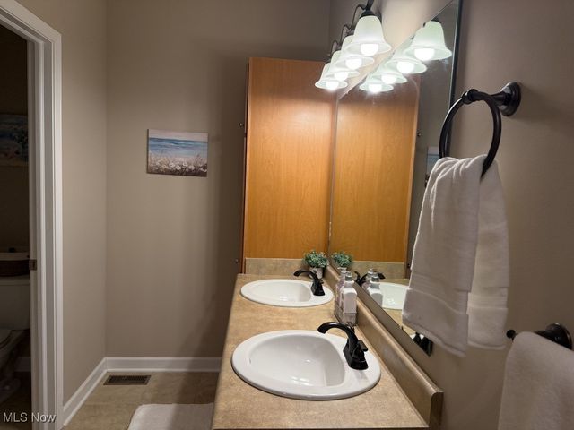 5653 Goodell Road, Mantua, OH 44255