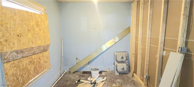 14819 Hale Avenue, Cleveland, OH 44110