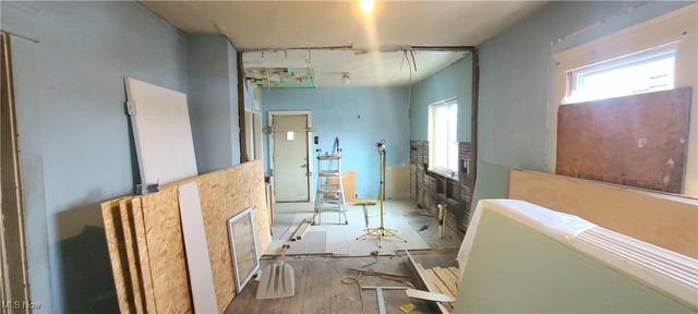 14819 Hale Avenue, Cleveland, OH 44110