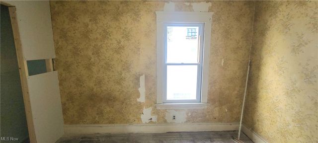 14819 Hale Avenue, Cleveland, OH 44110