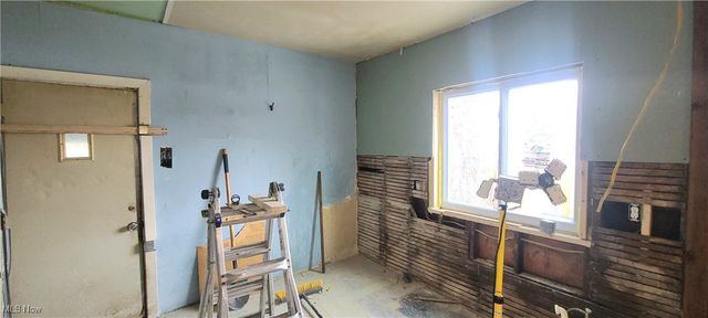 14819 Hale Avenue, Cleveland, OH 44110