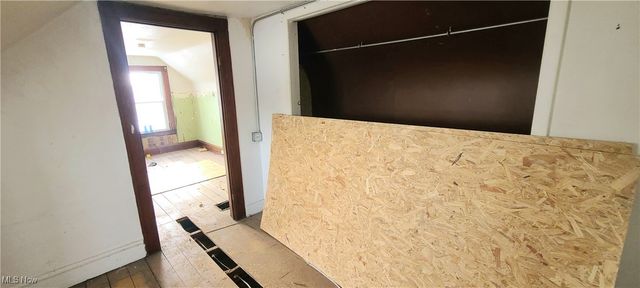 14819 Hale Avenue, Cleveland, OH 44110