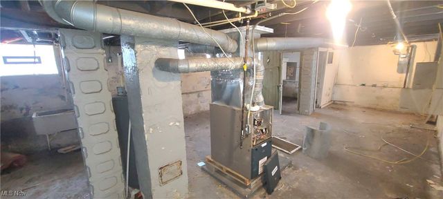 14819 Hale Avenue, Cleveland, OH 44110