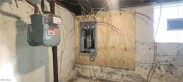 14819 Hale Avenue, Cleveland, OH 44110