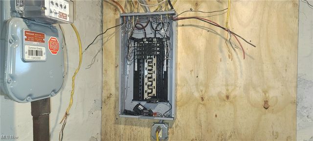 14819 Hale Avenue, Cleveland, OH 44110