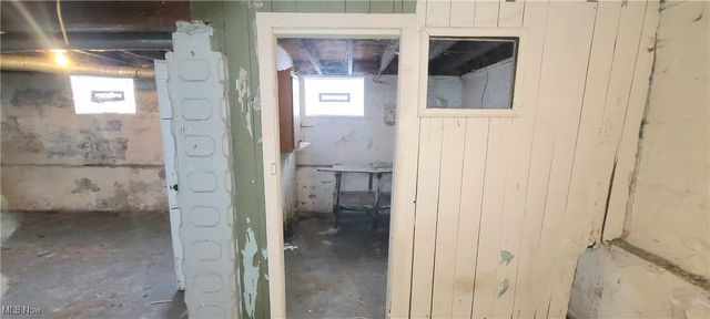 14819 Hale Avenue, Cleveland, OH 44110