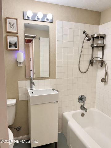 311 W ASHLEY Street 205, Jacksonville, FL 32202