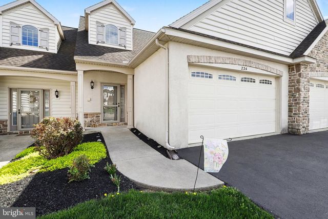234 MASONIC DR, Elizabethtown, PA 17022
