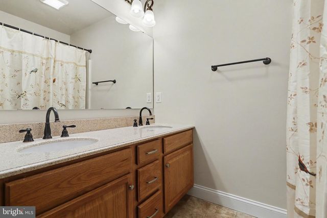 234 MASONIC DR, Elizabethtown, PA 17022
