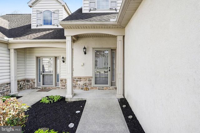 234 MASONIC DR, Elizabethtown, PA 17022