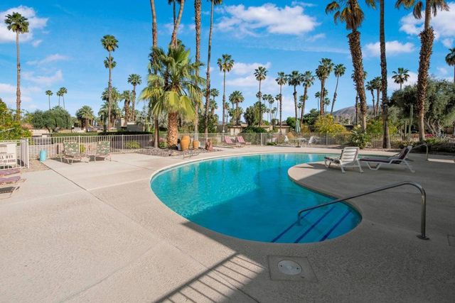 28 Chandra Lane, Rancho Mirage, CA 92270