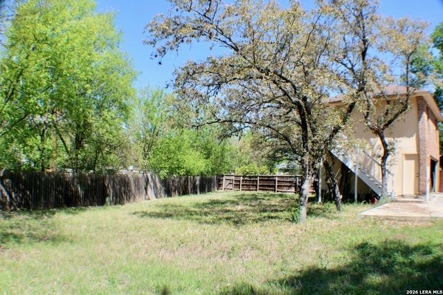 7135 Shadow, San Antonio, TX 78250