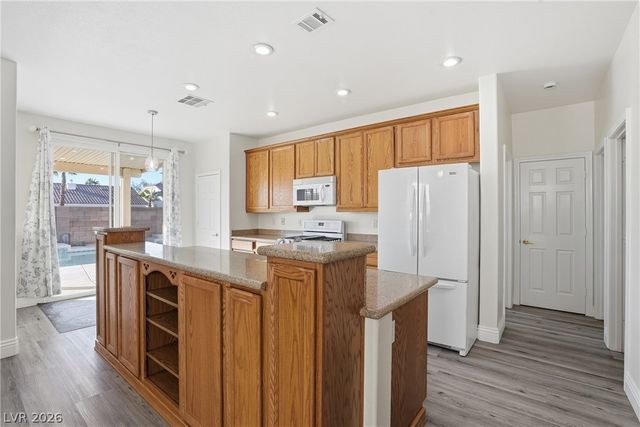 10071 Lemon Valley Avenue, Las Vegas, NV 89147