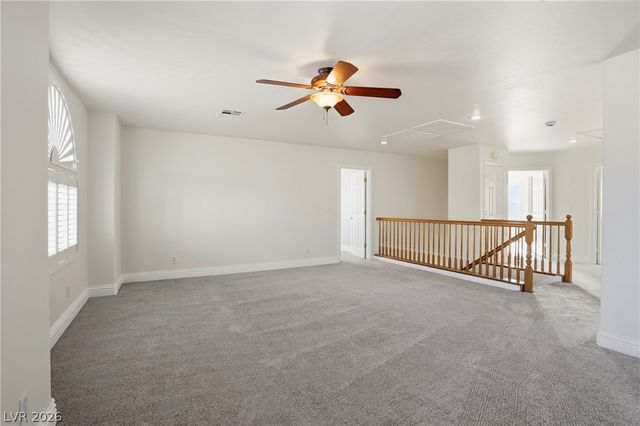 10071 Lemon Valley Avenue, Las Vegas, NV 89147