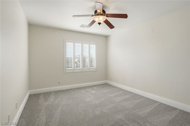 10071 Lemon Valley Avenue, Las Vegas, NV 89147