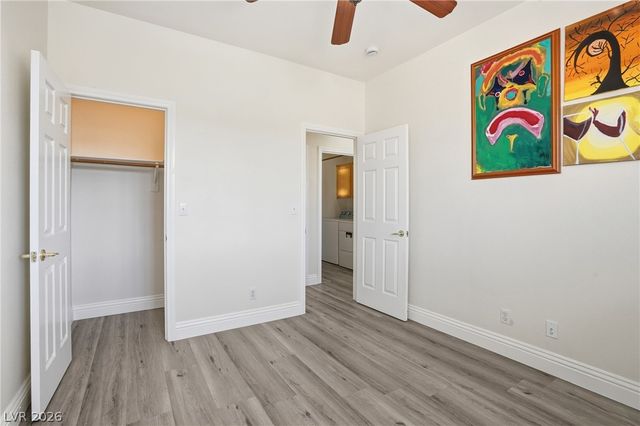 10071 Lemon Valley Avenue, Las Vegas, NV 89147