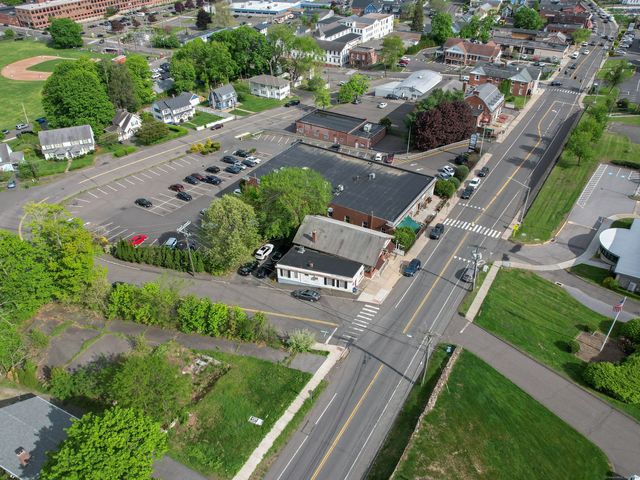 429 Main Street, Watertown, CT 06795