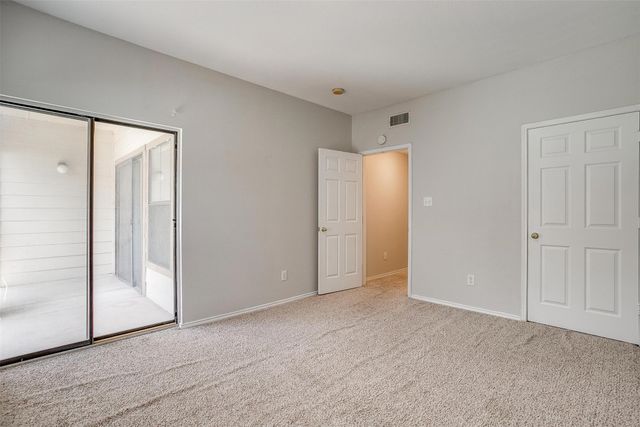 3212 Donnelly Circle 502, Fort Worth, TX 76107