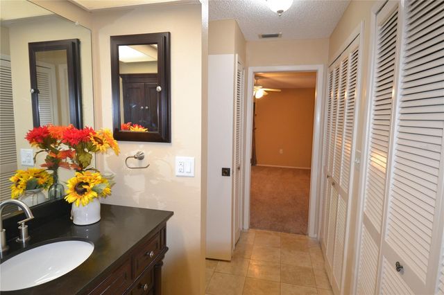 130 TADS TRAIL, Oldsmar, FL 34677