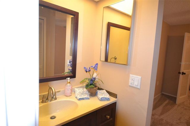 130 TADS TRAIL, Oldsmar, FL 34677