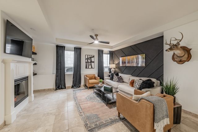 1505 Elm Street 404, Dallas, TX 75201