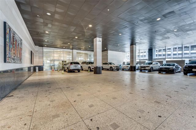 1505 Elm Street 404, Dallas, TX 75201