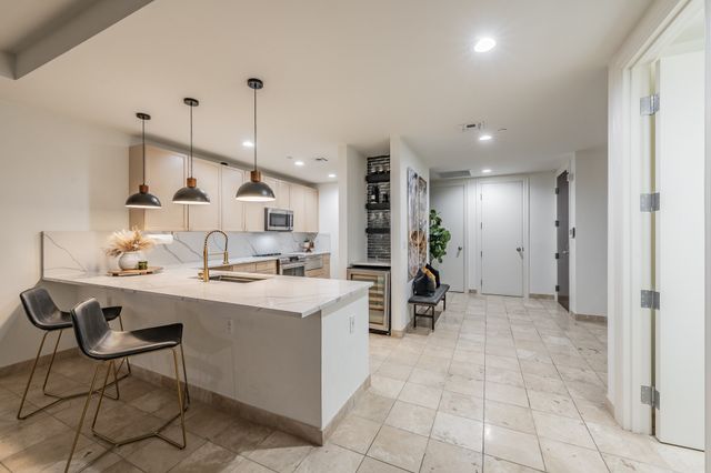 1505 Elm Street 404, Dallas, TX 75201