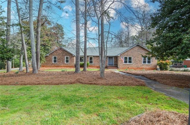 4086 Brymond Drive, Tucker, GA 30084