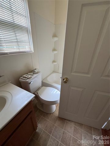 7336 Everett Drive, Charlotte, NC 28214