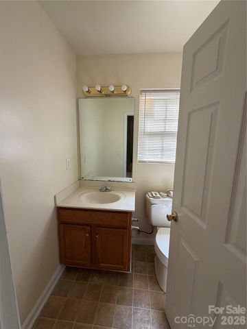 7336 Everett Drive, Charlotte, NC 28214