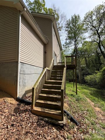 7336 Everett Drive, Charlotte, NC 28214