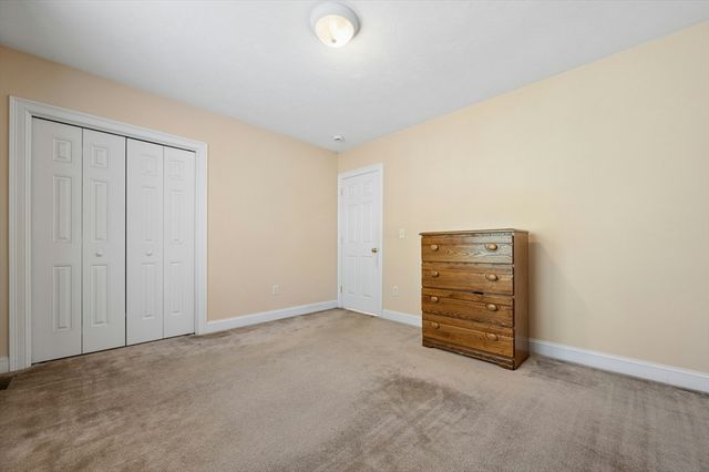 320 Lincoln Circle, Northbridge, MA 01534