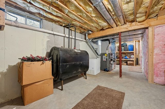 320 Lincoln Circle, Northbridge, MA 01534