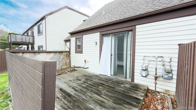 98 Whistler Court 98, Middle Island, NY 11953