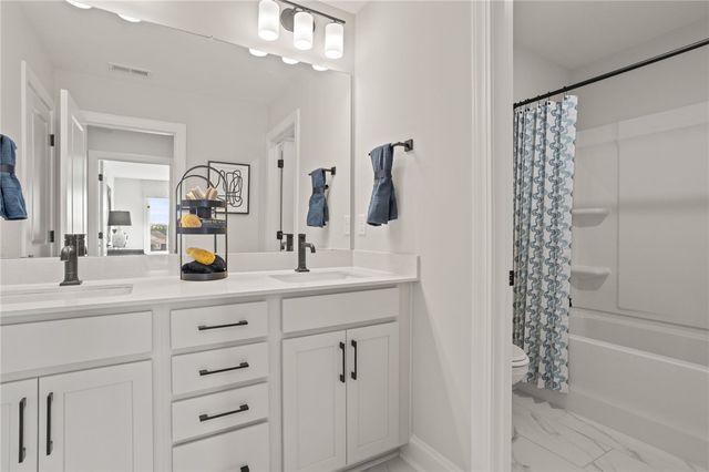 177 Anderson Oaks Lane 36, Easley, SC 29642