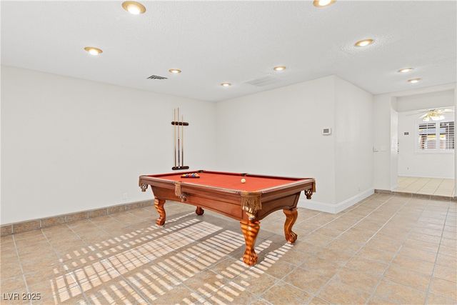 4386 El Carnal Way, Las Vegas, NV 89121