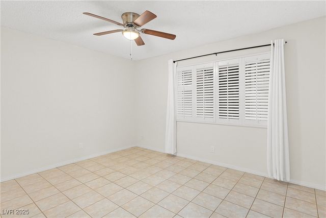 4386 El Carnal Way, Las Vegas, NV 89121