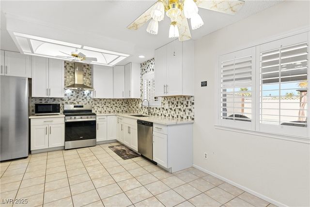 4386 El Carnal Way, Las Vegas, NV 89121