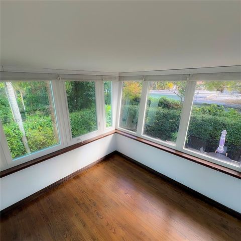 710 NE 72nd Ter, Miami, FL 33138