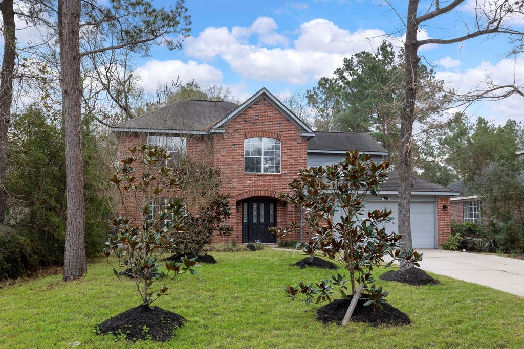 95 N Winterport Circle, The Woodlands, TX 77382