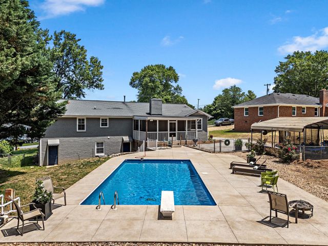 108 Churchill Avenue, Greer, SC 29651