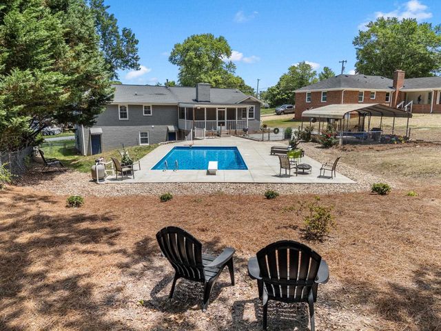 108 Churchill Avenue, Greer, SC 29651