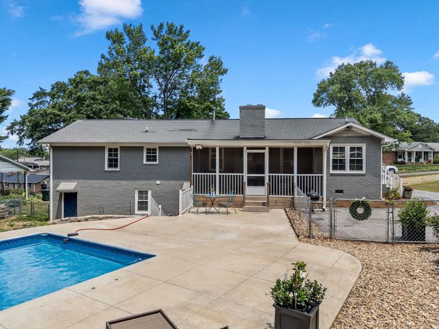 108 Churchill Avenue, Greer, SC 29651