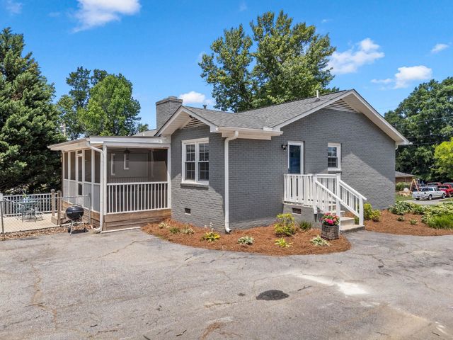 108 Churchill Avenue, Greer, SC 29651