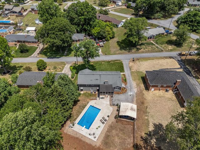 108 Churchill Avenue, Greer, SC 29651
