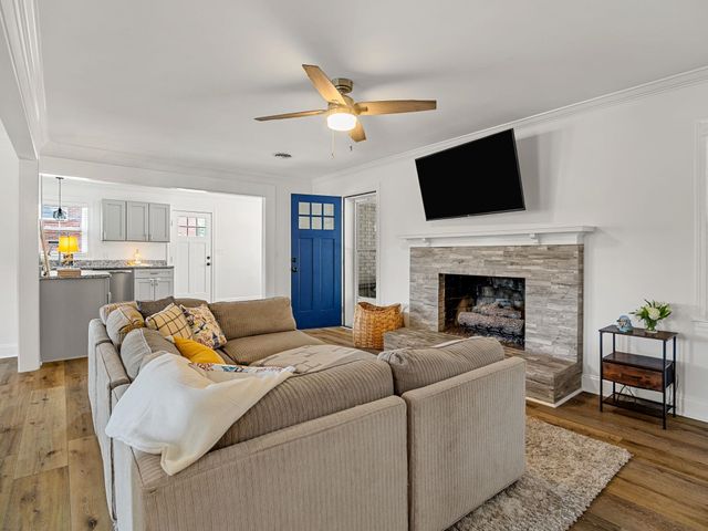 108 Churchill Avenue, Greer, SC 29651