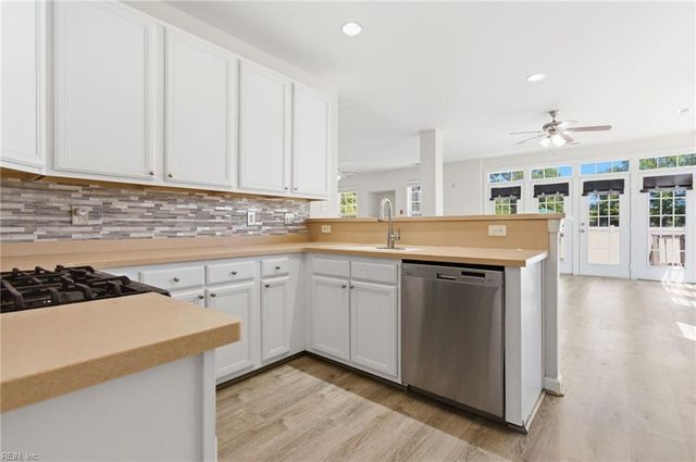 3836 Affirmed WAY, Virginia Beach, VA 23456