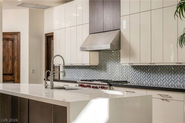 1513 Foothills Village Drive, Henderson, NV 89012